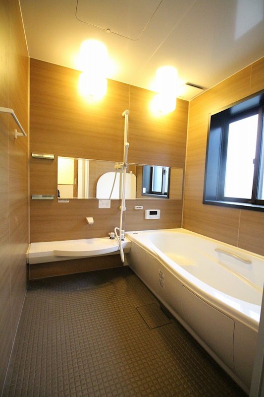 江南区亀田中島２丁目戸建 内観写真（浴室）