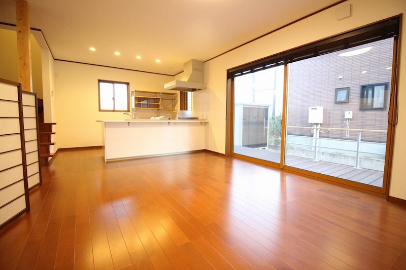 江南区亀田中島２丁目戸建 内観写真（リビング）