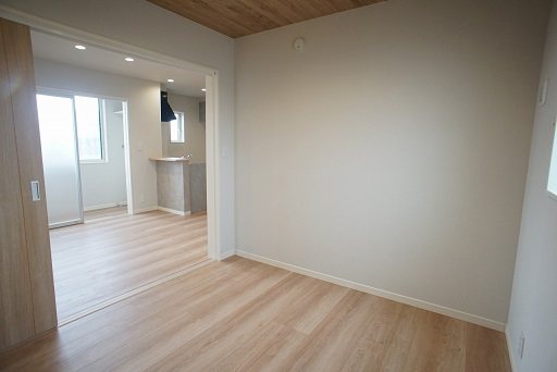 スモーレⅥ 内観写真（リビング以外の居室）
