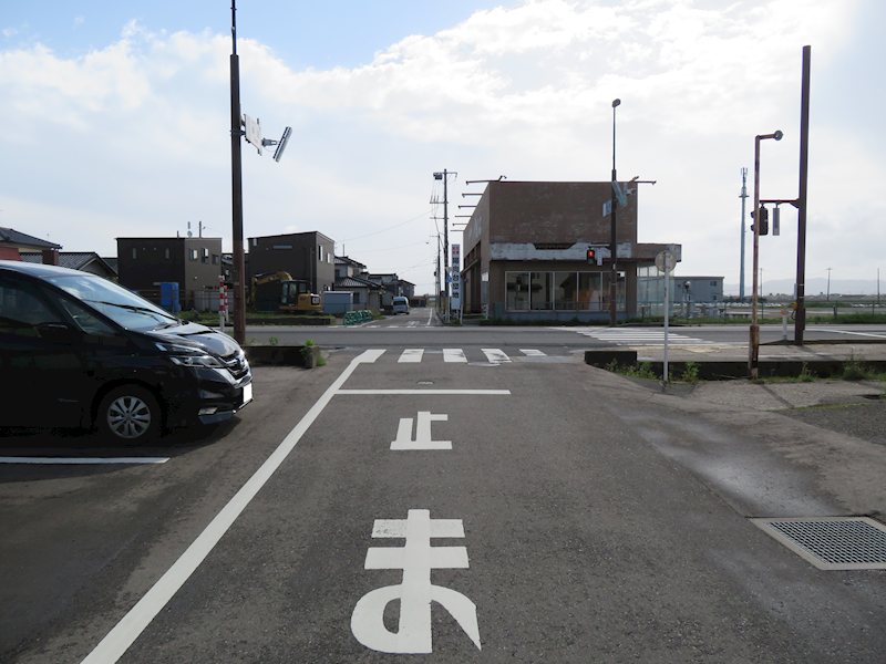 南区鯵潟店舗 現地写真（前面道路含む現地写真）