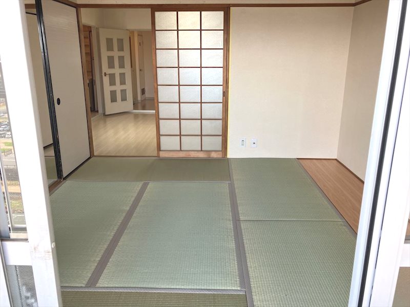 エメラルドマンション緑ヶ丘 内観写真（リビング以外の居室）