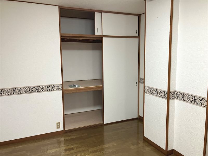西日本サンハイツ 内観写真（収納）