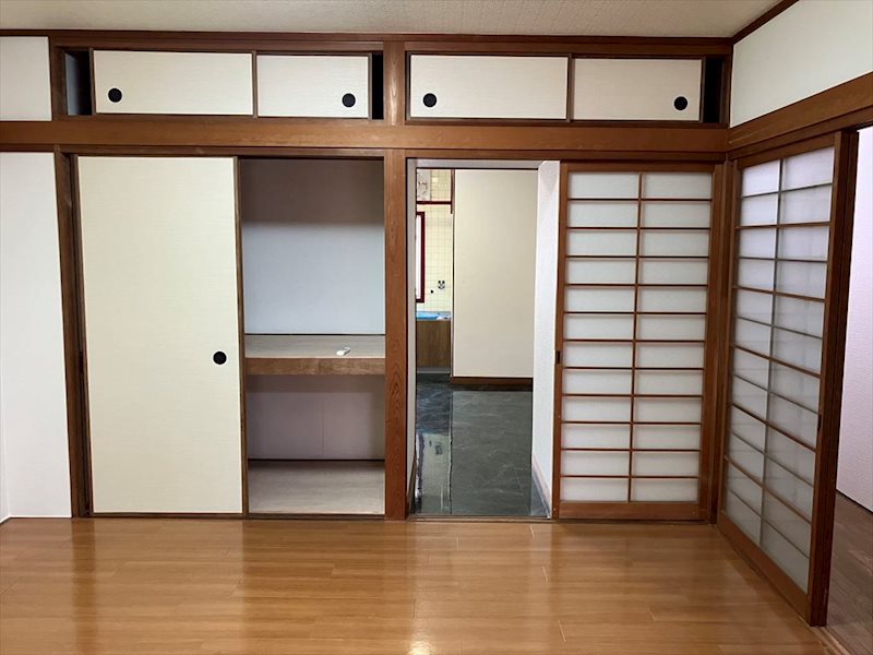 西日本サンハイツ 内観写真（収納）
