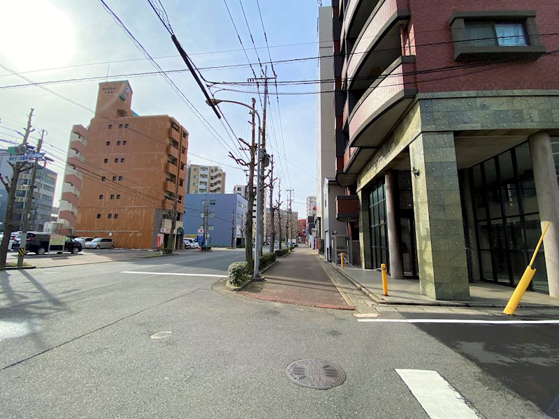 ロマネスク下到津  現地写真