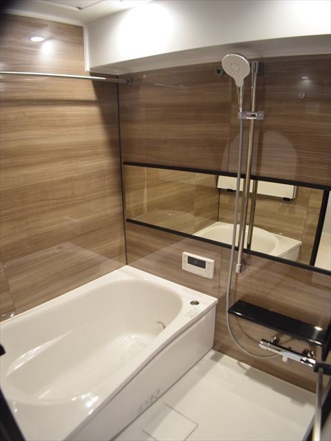 毎日の疲れを癒すバスルーム♪ グリーンパーク第18綾瀬 その他