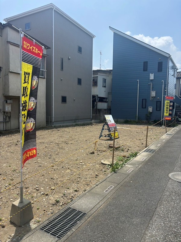 南側駐車場につき採光良好です♪ 川口市安行領根岸 新築戸建 その他