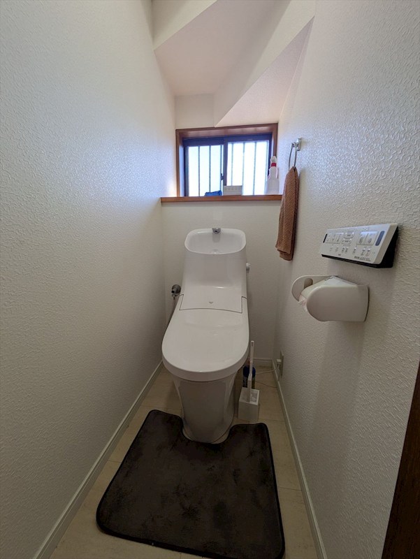 1階にもトイレがありますよ♪ さいたま市南区大谷場1丁目 戸建 その他