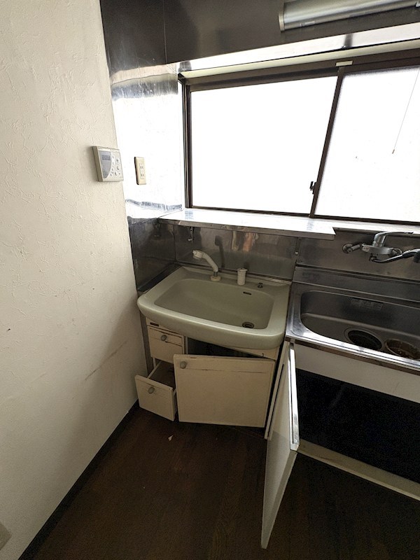 足立区伊興本町1丁目　中古一戸建て その他