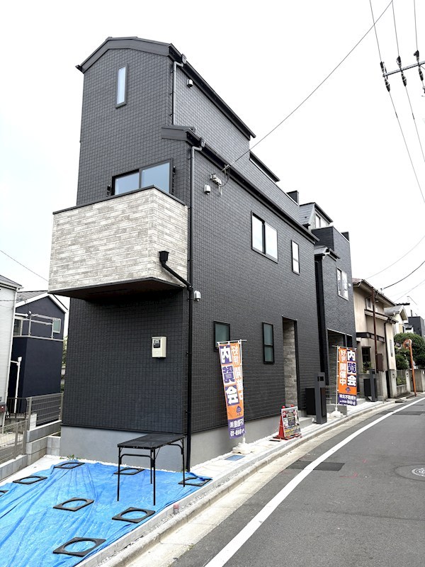板橋区東山町　新築一戸建て その他