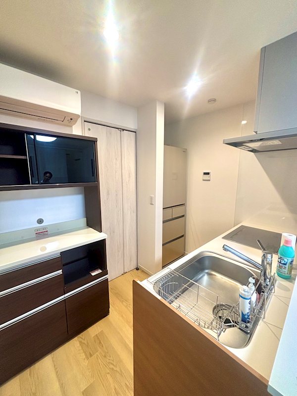 家族の会話が弾む対面キッチン 渋谷区恵比寿2丁目 中古戸建 その他