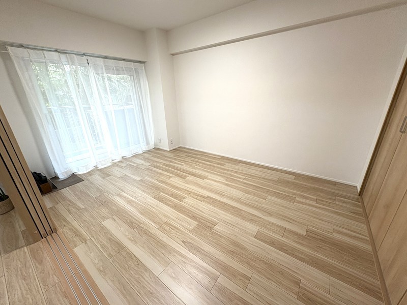 明るい主寝室♪ 成増ハウス その他