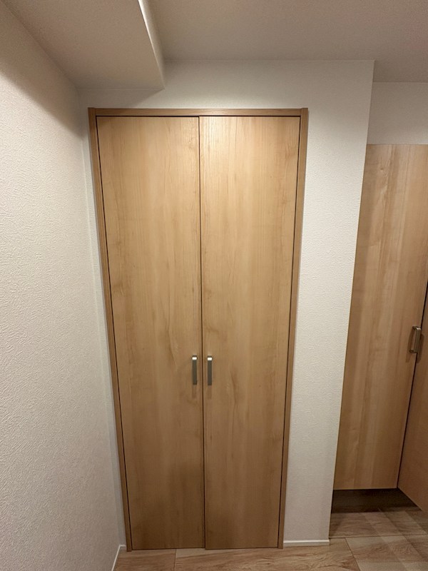 玄関に収納スペースあります♪ 成増ハウス その他