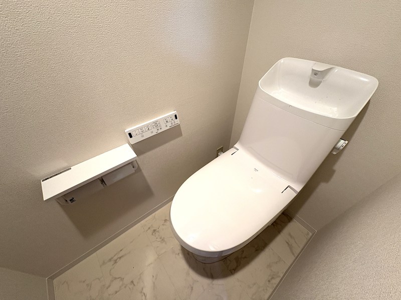 冬はぽかぽか暖房便座♪ グランシティ練馬春日町Ⅱ2階 その他