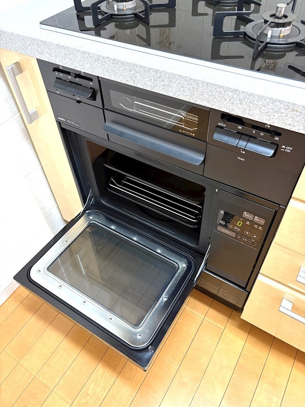 オーブン機能付きシステムキッチン♪ グランシティ練馬春日町Ⅱ2階 その他