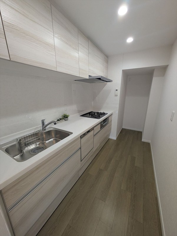 作業台が広く調理しやすいキッチン♪ ボナハイツ中川1号棟 その他