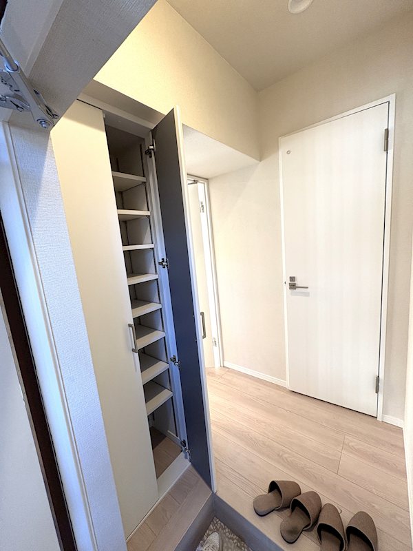 収納豊富の靴箱設置♪ コートシティ木場 その他