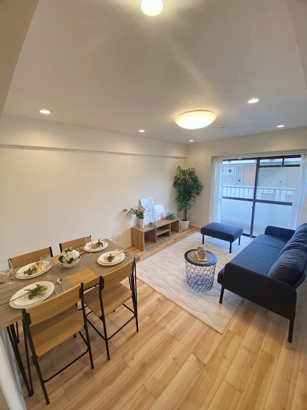 エクレール南越谷 外観写真