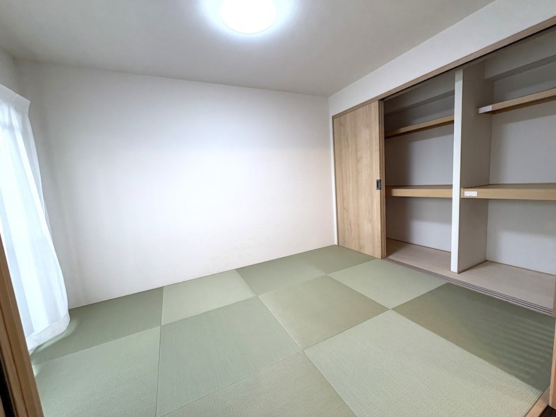 リビングに落ち着く和室が併設♪ ファミール大宮宮原壱番館 その他