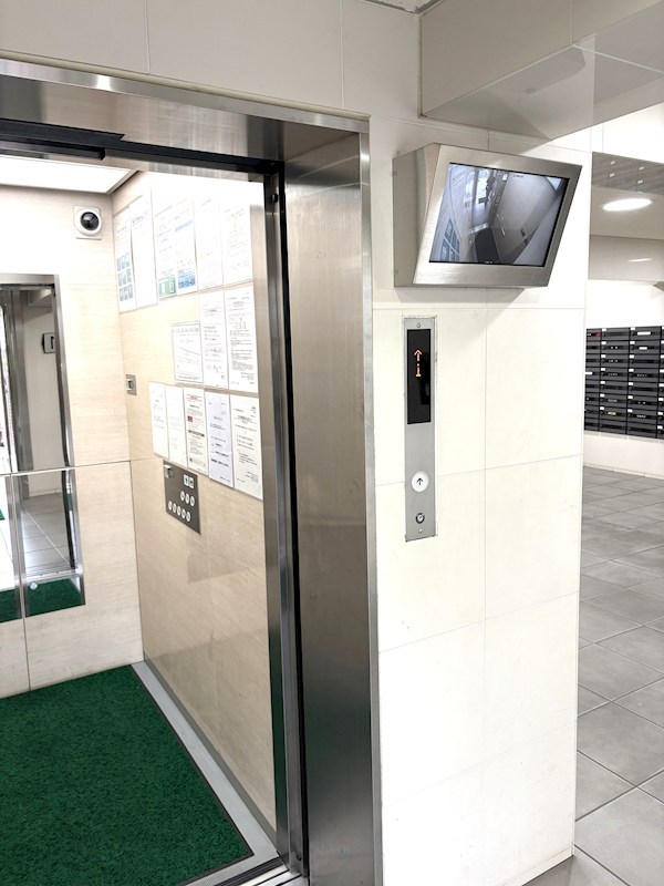 モニタ付きエレベーターで安心♪ ファミール大宮宮原壱番館 その他