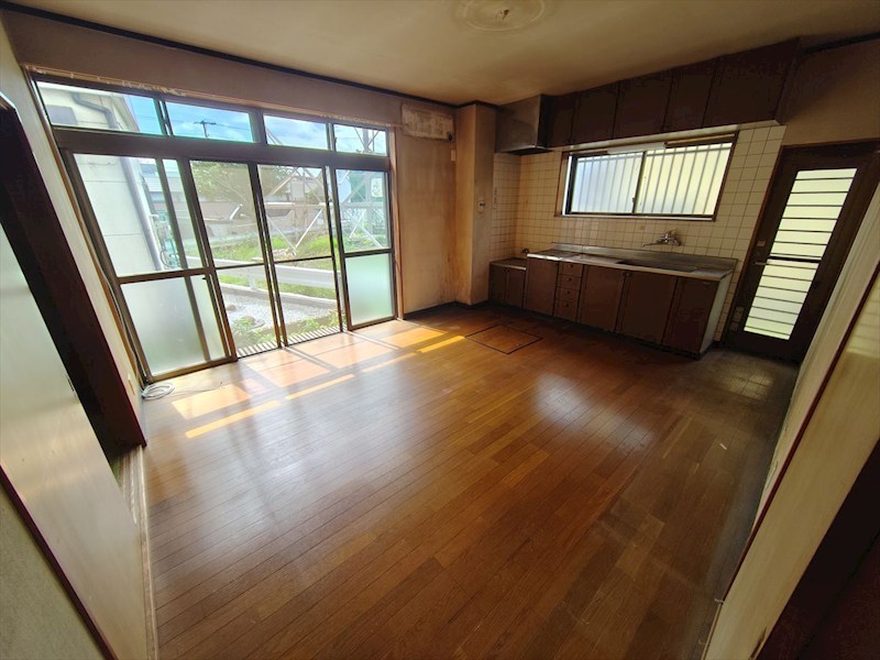 南からの採光gはたっぷりと入ります♪ 草加市新里町 戸建 その他