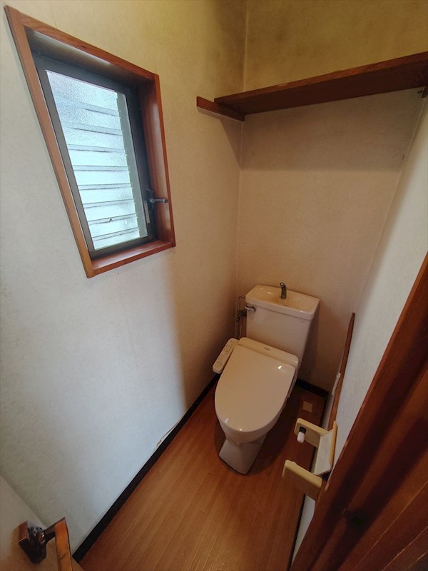 1,2階にトイレがありますよ♪ 草加市新里町 戸建 その他