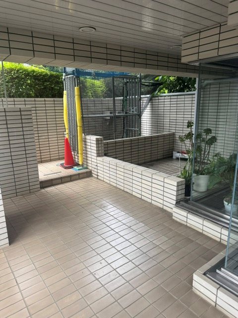 ワコーレ東浦和　A棟 共用部写真（エントランス）