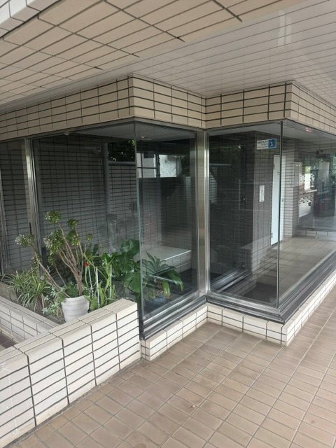 ワコーレ東浦和　A棟 共用部写真（エントランス）