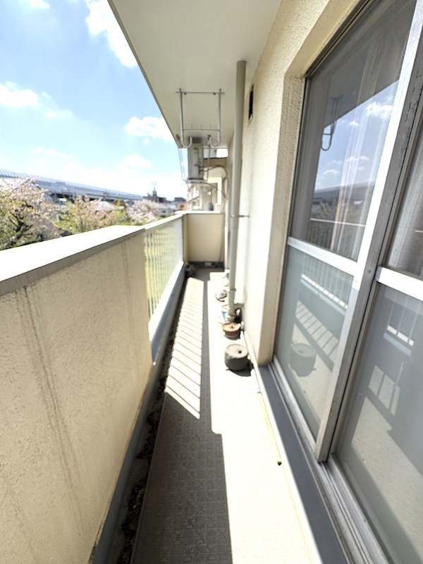 草加旭町団地 現地写真（バルコニー）