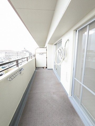 大阪府枚方市東山２丁目 現地写真（バルコニー）