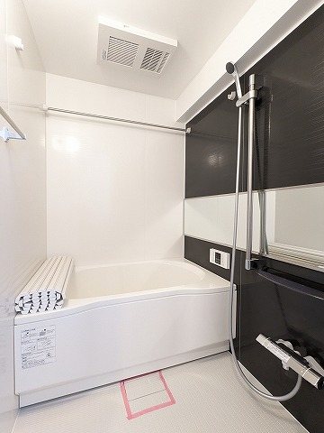 大阪府枚方市東山２丁目 内観写真（浴室）