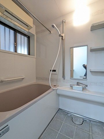 大阪府枚方市出屋敷元町２丁目 内観写真（浴室）