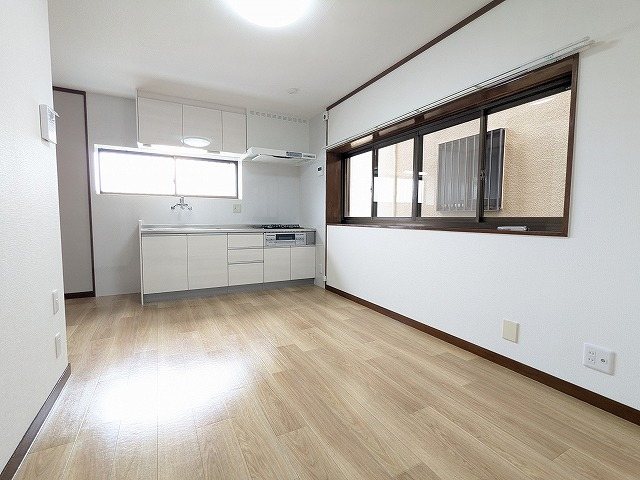 大阪府枚方市出屋敷元町２丁目 内観写真（リビング）