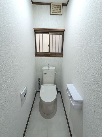 大阪府枚方市出屋敷元町２丁目 内観写真（トイレ）