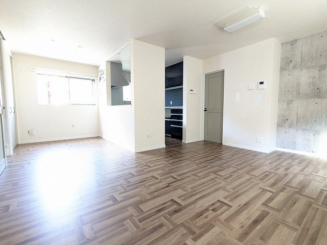 大阪府枚方市田口１丁目 内観写真（リビング）