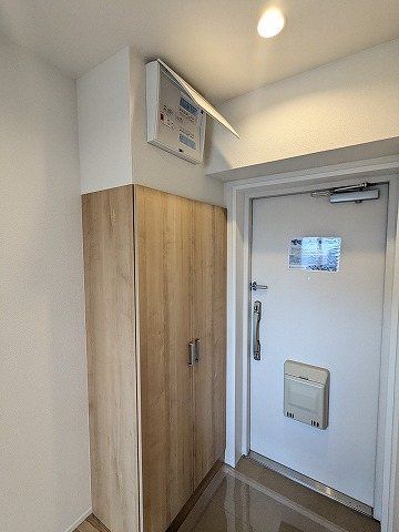 大阪府枚方市山之上北町 現地写真（玄関）