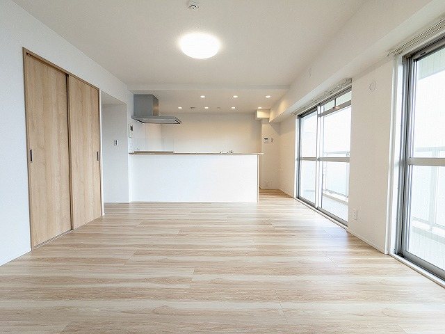 大阪府枚方市山之上北町 内観写真（リビング）