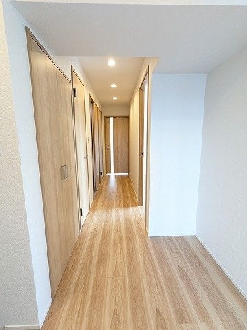 大阪府枚方市山之上北町 現地写真（玄関）