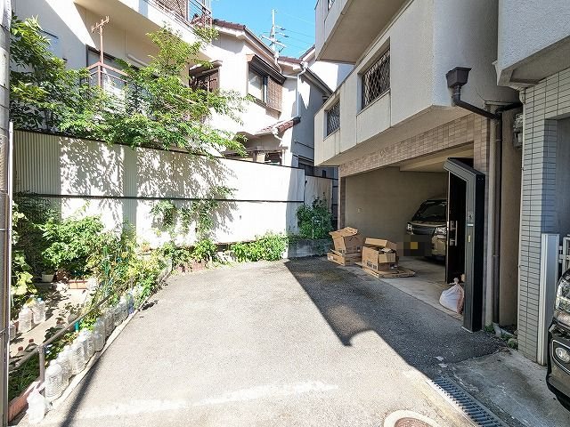 大阪府枚方市交北１丁目 現地写真（駐車場）