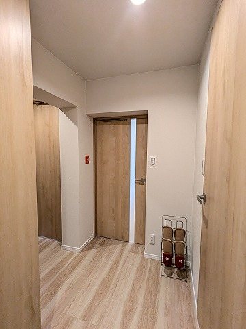 大阪府枚方市藤阪西町 現地写真（玄関）