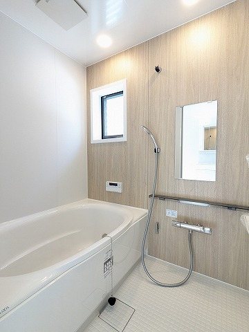大阪府枚方市池之宮１丁目 内観写真（浴室）
