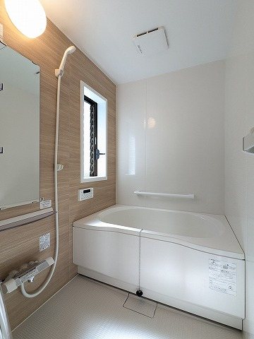 大阪府枚方市長尾家具町３丁目 内観写真（浴室）