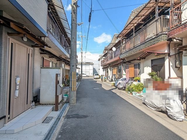 大阪府枚方市長尾家具町３丁目 現地写真（前面道路含む現地写真）