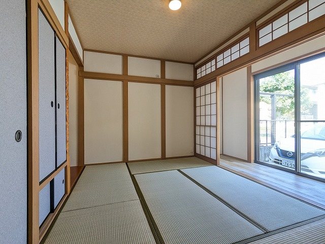 大阪府枚方市津田元町３丁目 内観写真（リビング以外の居室）
