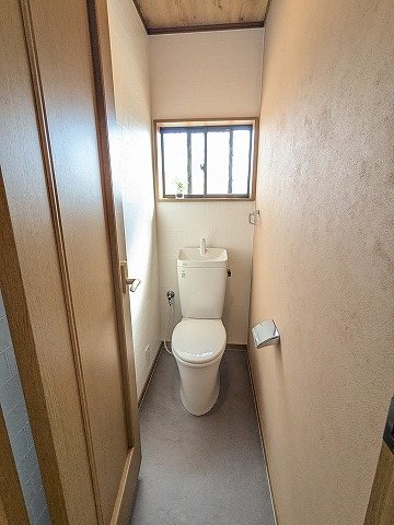 大阪府枚方市津田元町３丁目 内観写真（トイレ）