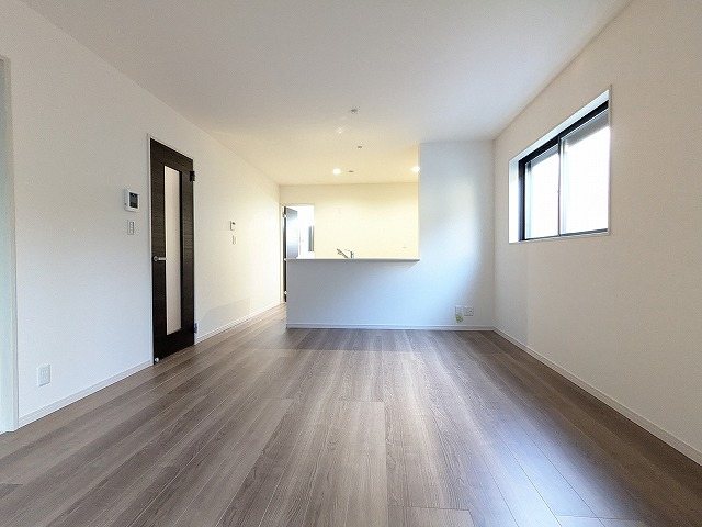 大阪府枚方市星丘３丁目 内観写真（リビング）