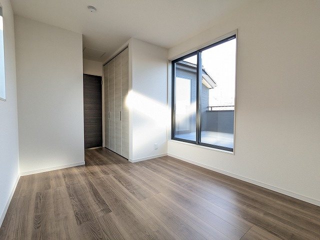 大阪府枚方市星丘３丁目 内観写真（リビング以外の居室）