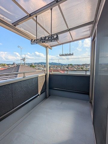 大阪府枚方市長尾元町３丁目 現地写真（バルコニー）