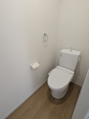 大阪府交野市東倉治４丁目 内観写真（トイレ）