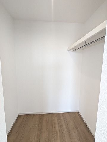 大阪府交野市東倉治４丁目 内観写真（収納）