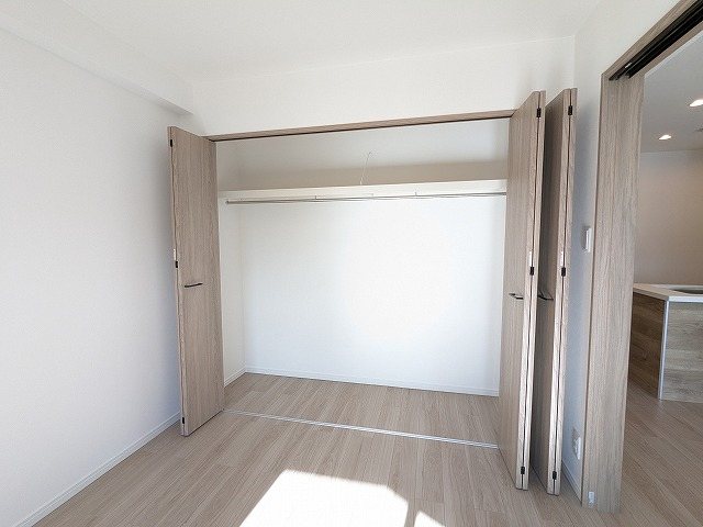 大阪府枚方市西船橋２丁目 内観写真（収納）